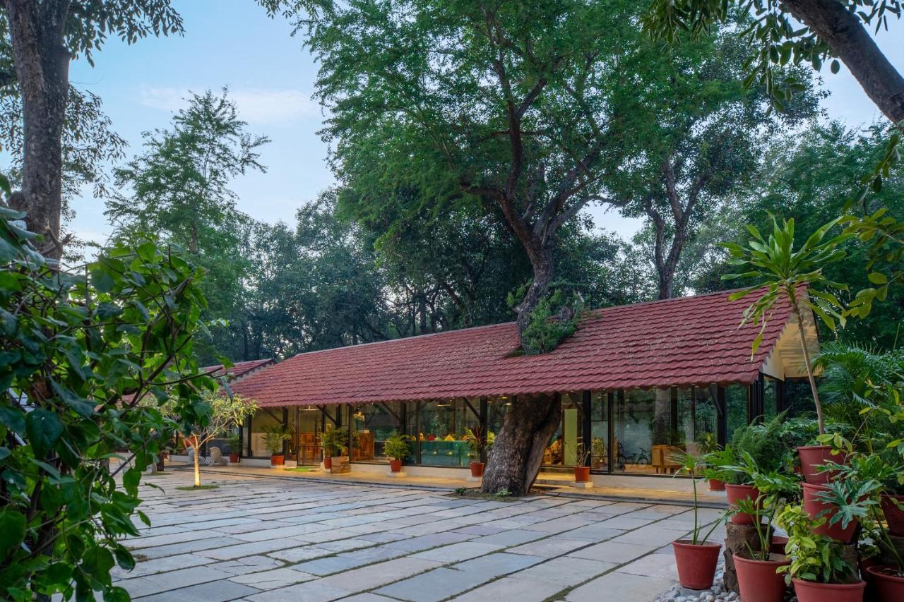 Aranya Vilas - A Nature Resort Удайпур Екстериор снимка