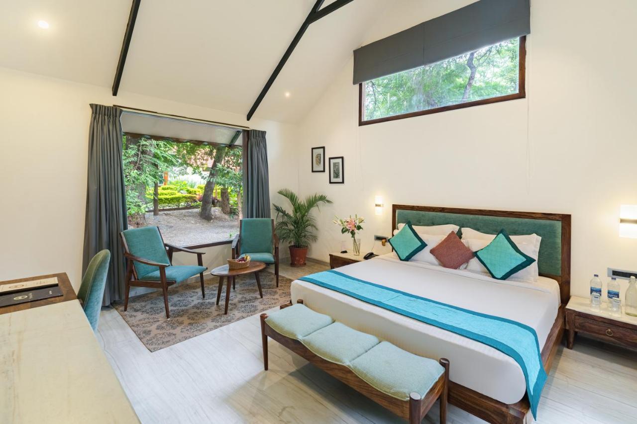 Aranya Vilas - A Nature Resort Удайпур Екстериор снимка
